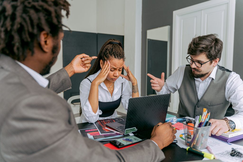 Handling Workplace Conflicts With Professional HR Support